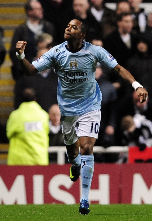 辽媒：辽宁铁人下赛季很可能留用姆本扎、邦本宜裕、费利佩（辽媒：辽宁铁人下季大概率续留姆本扎、邦本宜裕、费利佩）