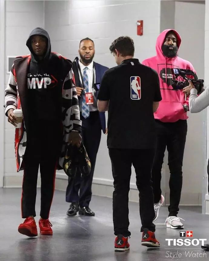 德转列夏窗截至目前俱乐部转会评级：利物浦、皇马等领跑（德转更新夏窗至今俱乐部转会评级榜：利物浦、皇马等位列前茅）