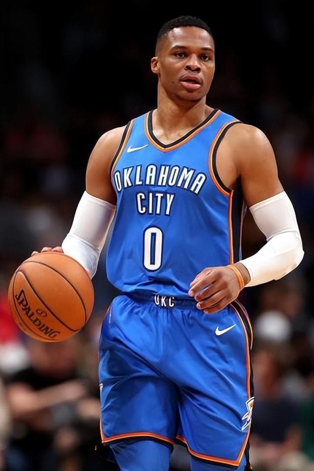 火箭哈登连续三场得分30+（哈登为火箭已连砍三场30+得分）