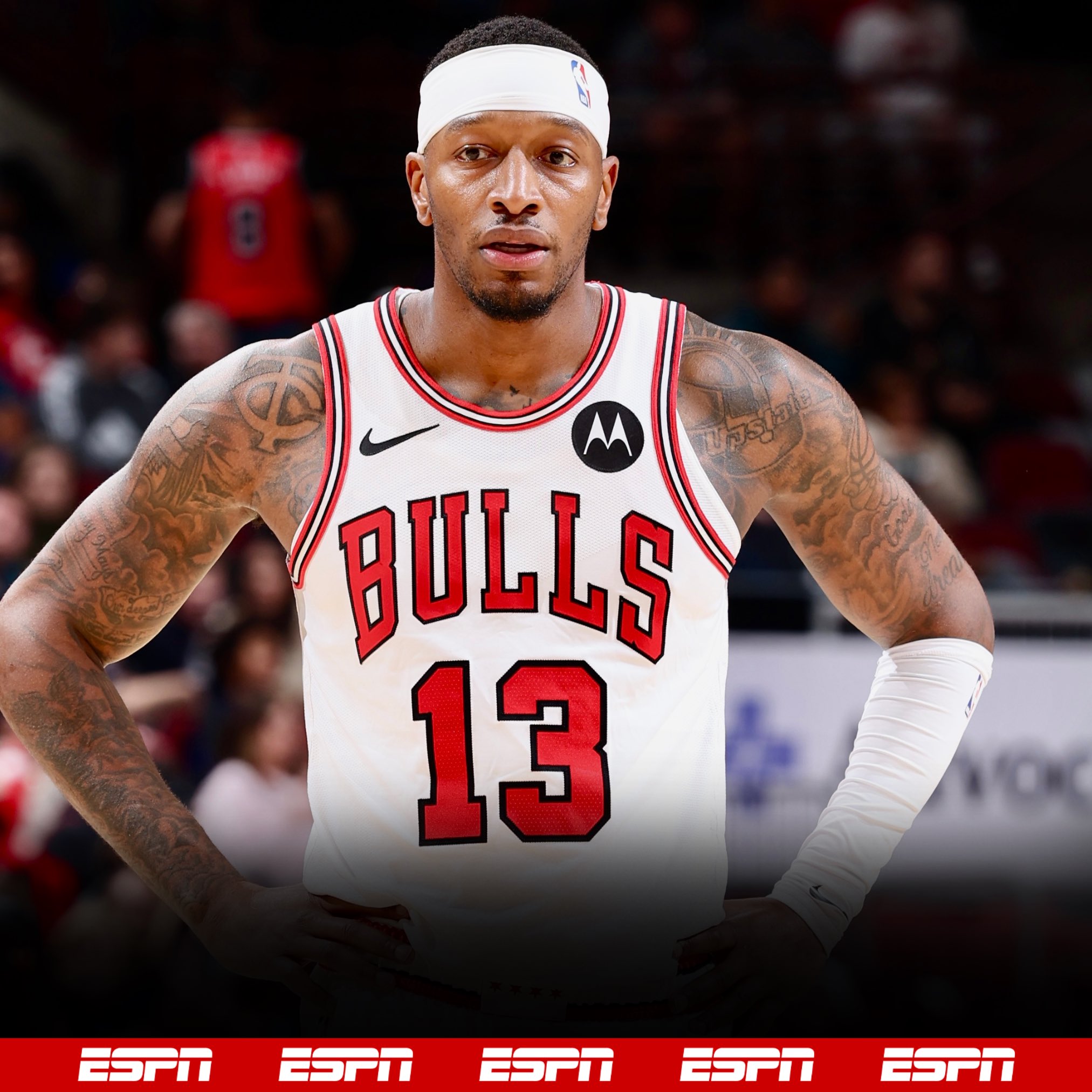 为庆祝美加墨世界杯，与刺客足球鞋融合设计的科8将进行复刻（庆祝美加墨世界杯，融入刺客足球鞋元素的科比8即将复刻）