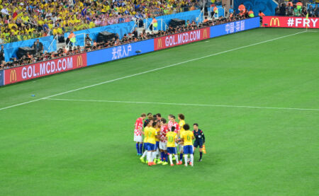 英超赛程提醒：曼城对阵利物浦,（英超焦点预告：曼城迎战利物浦）