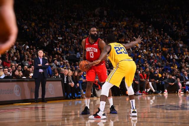 马雷斯卡：我们的丢球很愚蠢，在对方禁区内又浪费了太多机会（马雷斯卡：失球低级，禁区内浪费了太多良机）