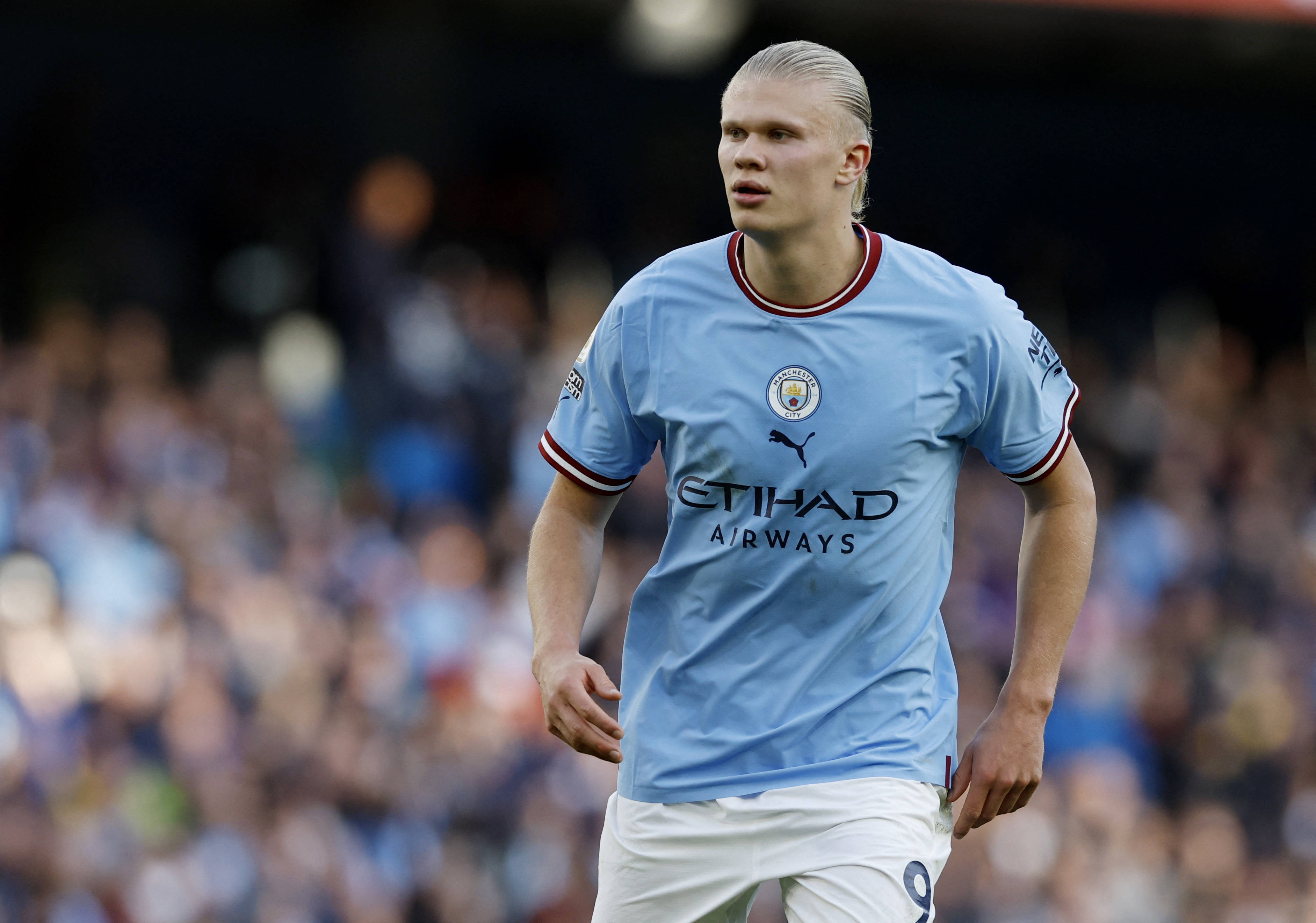 世体：施洛特贝克仍犹豫与多特续约，皇马与巴萨将争夺他（世体：施洛特贝克续约多特仍存疑，皇马巴萨或掀争夺战）