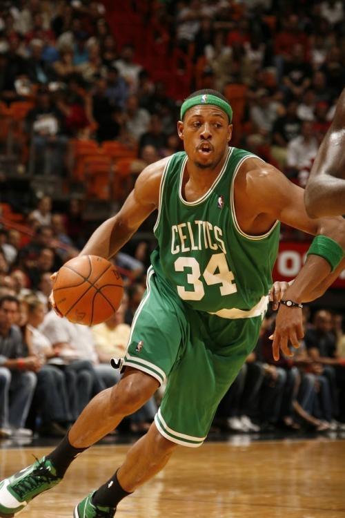 青岛海牛官方：萨里奇和尼古拉在合同期满后离队，祝一切顺利（青岛海牛官宣：萨里奇、尼古拉合同到期离队，俱乐部致以祝福）