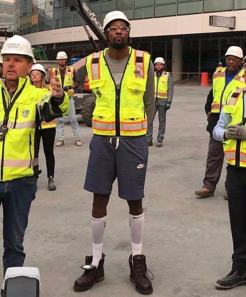 电讯报：水晶宫要冲击欧冠资格，将热刺边锋约翰逊视为目标（电讯报：水晶宫剑指欧冠席位，盯上热刺边锋约翰逊）