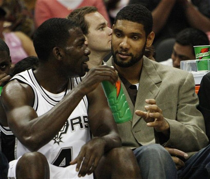 太阳主帅奥特打造团队篮球，助攻数超湖人一倍防守更强（奥特执教的太阳打出团队篮球：助攻是湖人的两倍，防守更强硬）