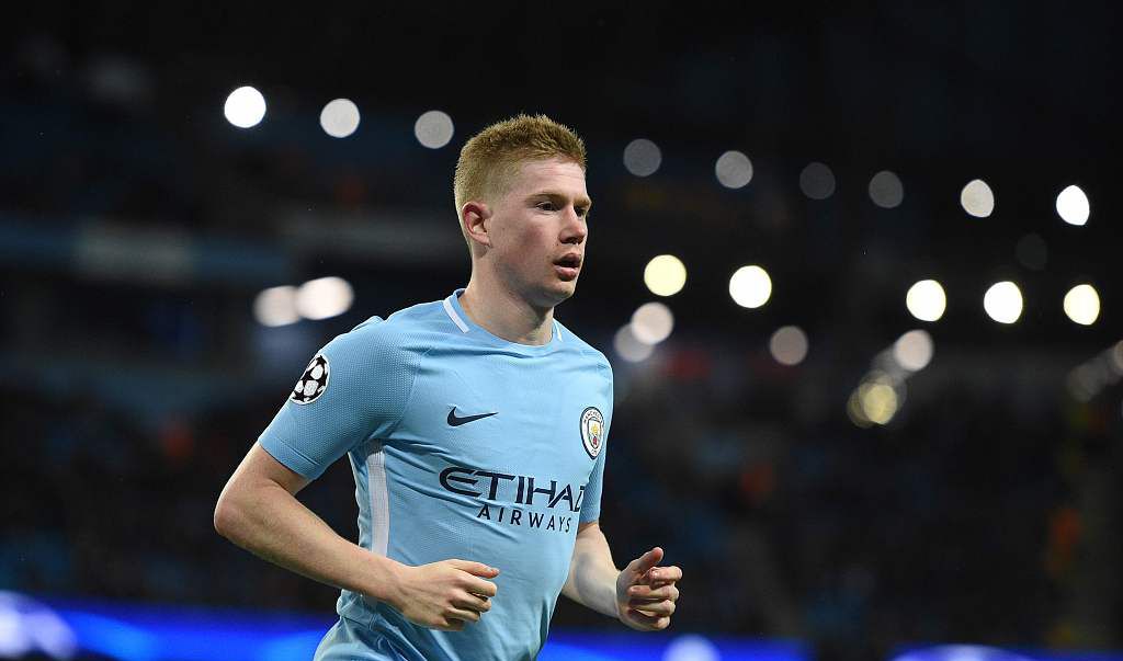 世欧预半场：齐甘科夫造险，乌克兰暂0-0冰岛（世欧预半场战报：乌克兰0-0冰岛，齐甘科夫屡造险情）