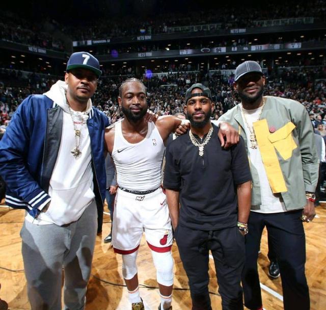 记者：拜仁计划签下17岁厄瓜多尔中卫奥拉亚，并准备将其外租（记者称拜仁拟引进17岁厄瓜多尔中卫奥拉亚，签约后将外租）